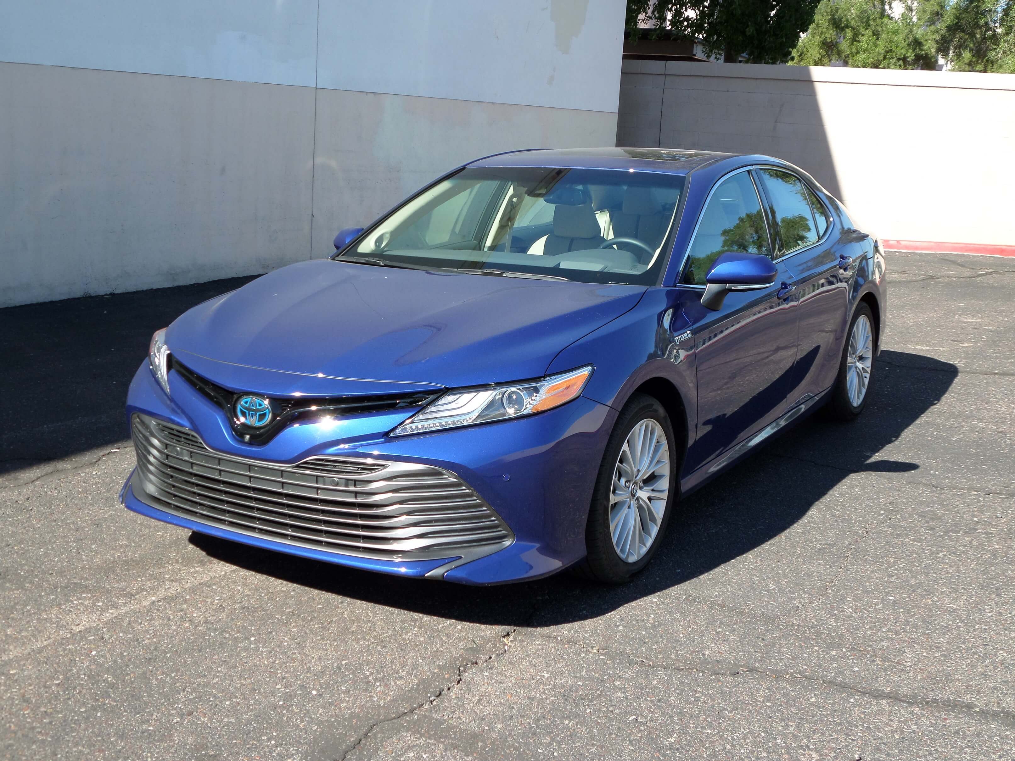 Road Test The Toyota Camry Hybrid A Best Seller
