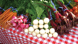 Local-Organic-Vegies-from-Duncan-Family-Farms,-Carrots,-Turnips,-Beets